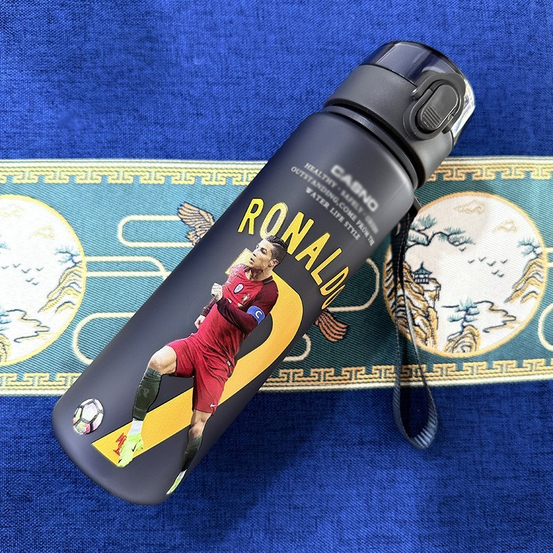 Frosted Water Bottle with Lid Space Cup Sports Water Cup for Soccer Fans & Tournaments