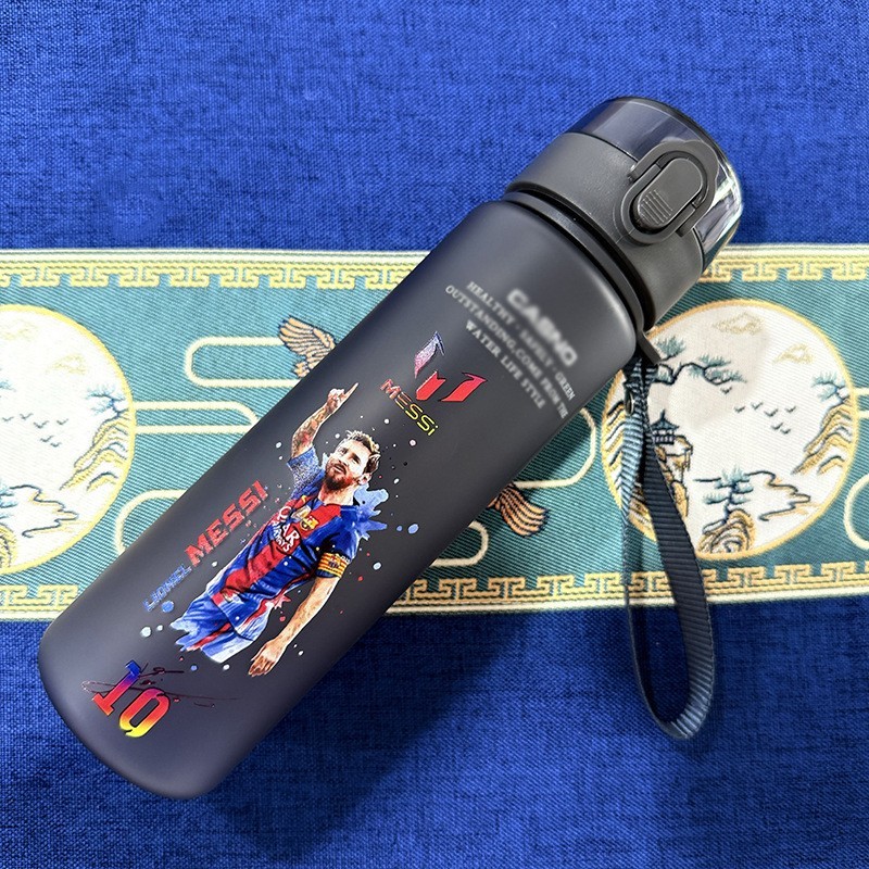 Frosted Water Bottle with Lid Space Cup Sports Water Cup for Soccer Fans & Tournaments