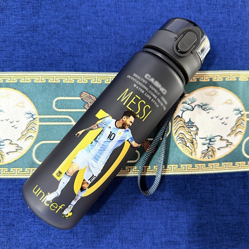 Frosted Water Bottle with Lid Space Cup Sports Water Cup for Soccer Fans & Tournaments