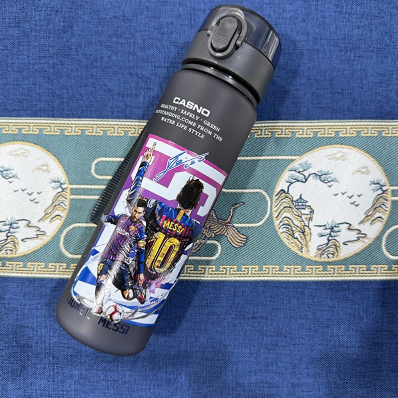 Frosted Water Bottle with Lid Space Cup Sports Water Cup for Soccer Fans & Tournaments