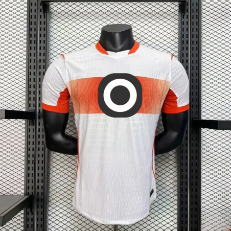 2026 Custom European Sports Soccer Jerseys Personalized Athletic Football Jerseys for Matches & Training